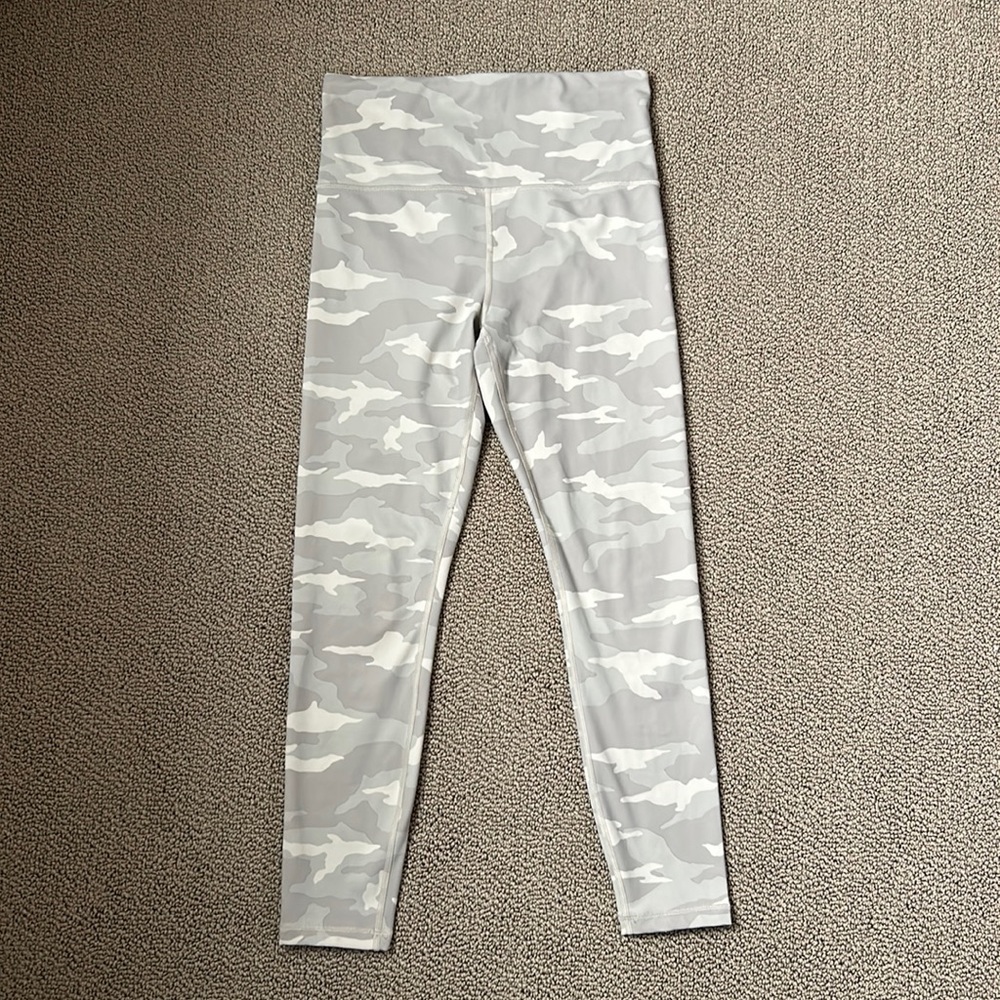 Athleta Elation Camo 7/8 Leggings